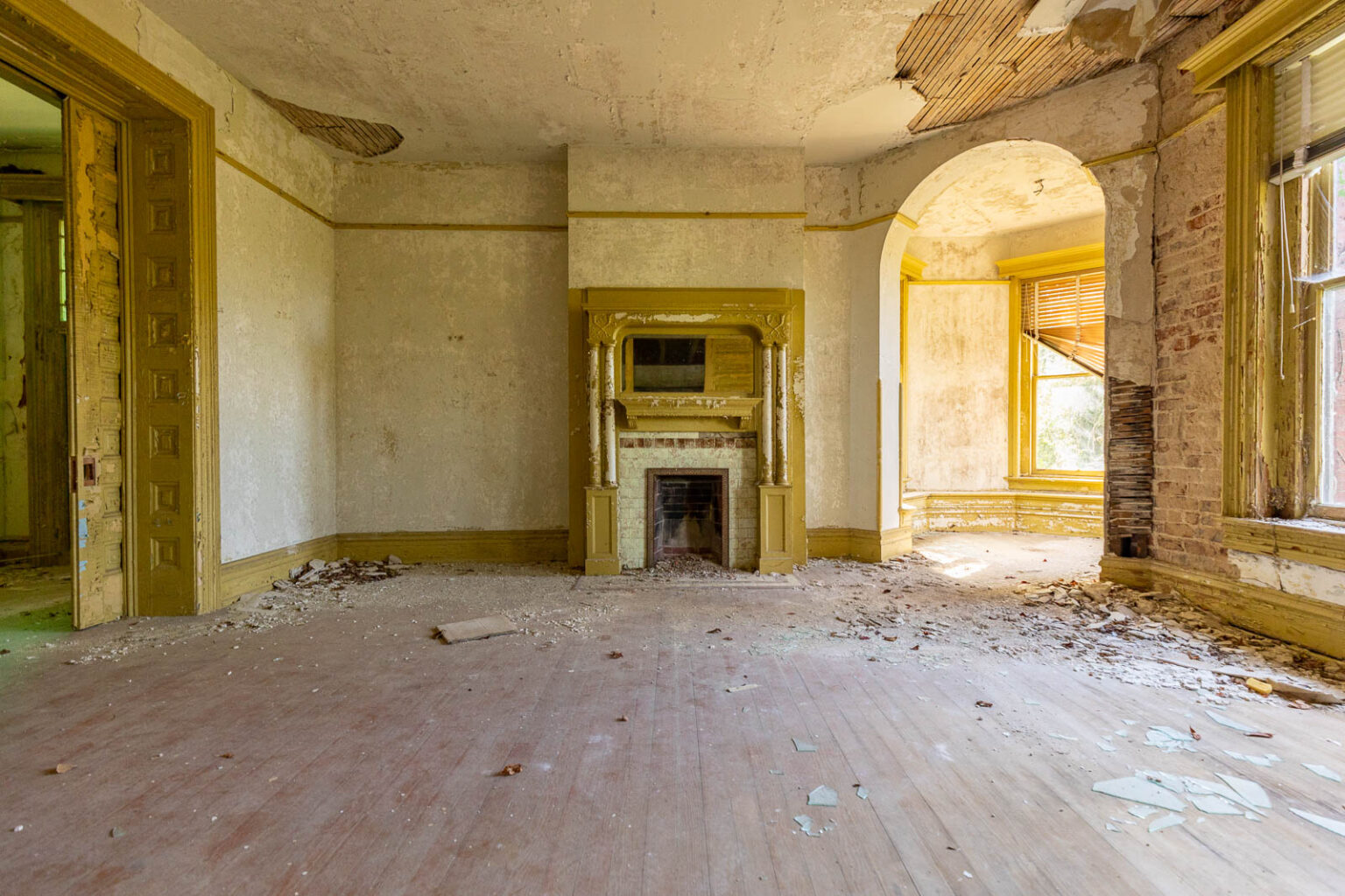 Abandoned Dunnington Mansion Virginia